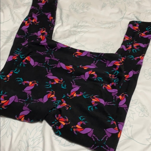 Lularoe leggings 🦌 - Picture 3 of 5